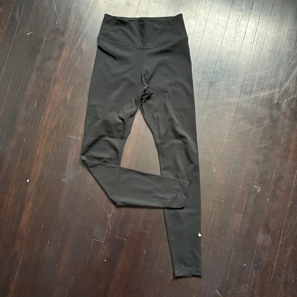 Nike dri-fit high waisted leggings, black, size small